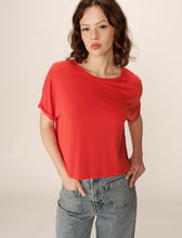 Charger l&#39;image dans la galerie, T-Shirt Parma « Rouge à lèvres
