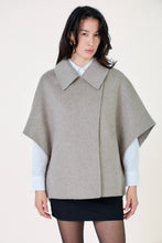 Charger l&#39;image dans la galerie, Manteau Soury beige
