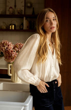 Charger l&#39;image dans la galerie, Blouse Romantique ivoire
