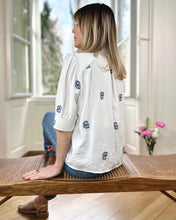 Charger l&#39;image dans la galerie, Blouse Laurie ( broderie fleurs
