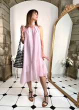 Charger l&#39;image dans la galerie, Robe Celeste rose poudre
