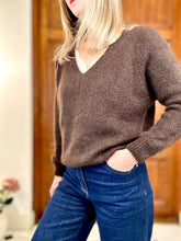 Charger l&#39;image dans la galerie, Pull Gustav choco
